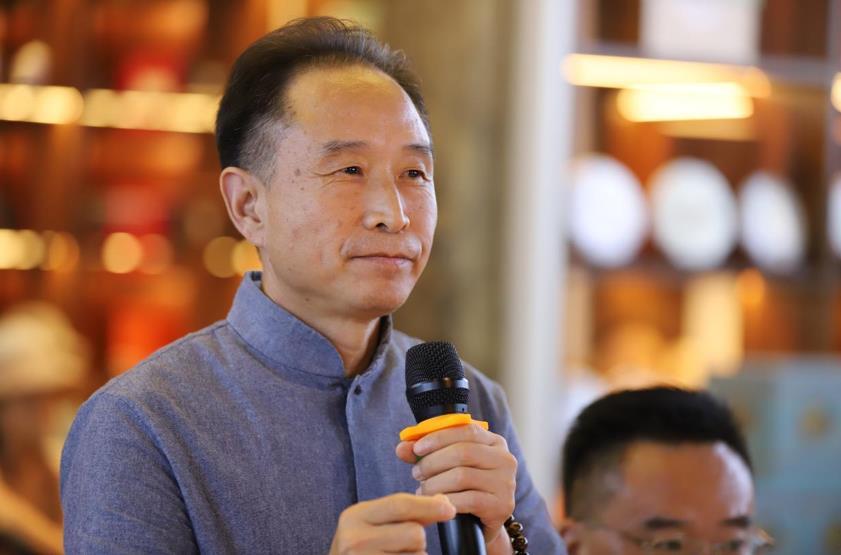 鄭州“茶”話(huà)會(huì ):管城區國香茶城今日解鎖中原茶文化消費新“茶”碼